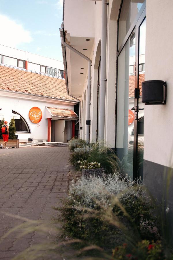 Braavo Hotell
